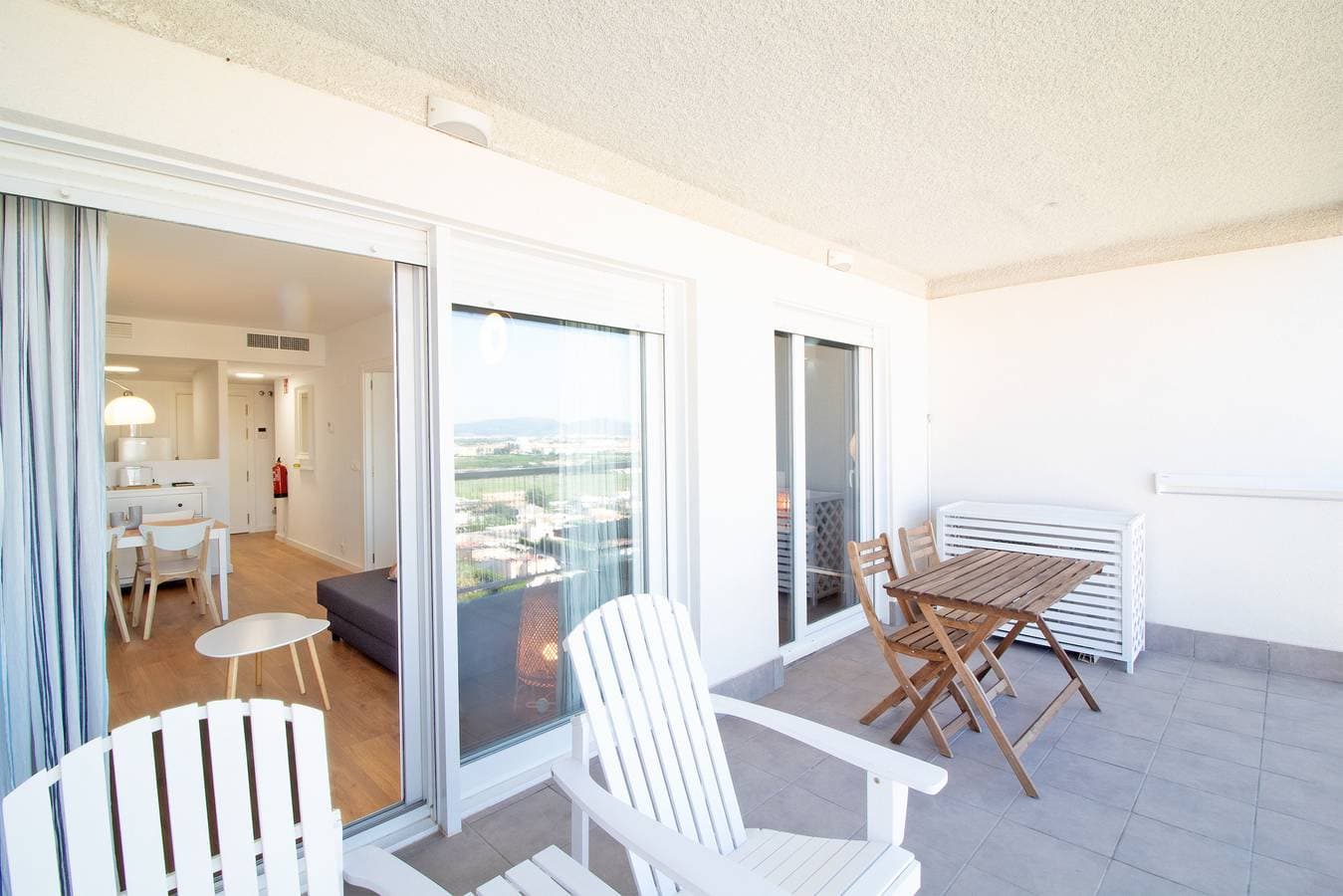 Foto 5 von 38: Proprietà globali: Appartamento moderno con piscina a Canet Beach