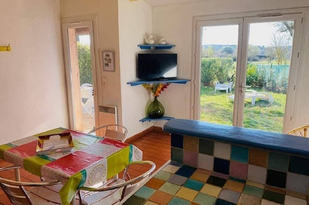 Foto 11 von 23: Vermietung, Haustiere Akzeptiert, Swimmingpool, Parkplatz, Privater Garten, WIFI