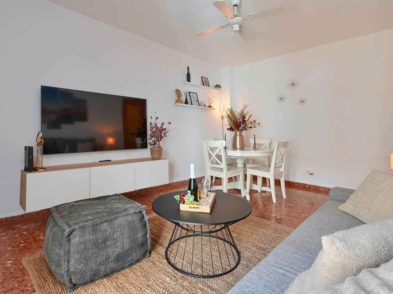 Foto 3 von 9: Wunderschöne Ferienwohnung in Javea, 200 m zum Strand, perfekt für Familien