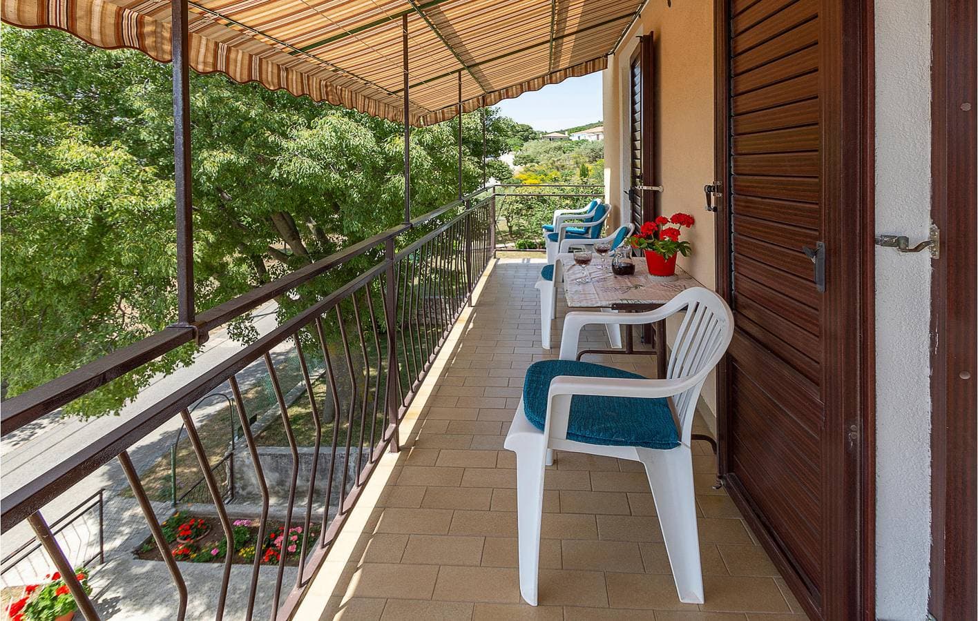 Foto 11 von 39: Gemütliches Apartment mit 1 Schlafzimmer, Meerblick, WLAN und Terrasse, 1,5 km vom Strand entfernt