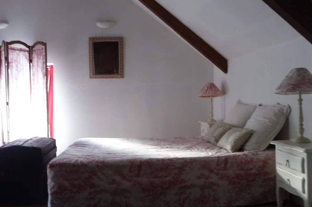 Foto 2 von 22: Einfamilienhaus in der Nähe von Rance, nach Süden ausgerichteter Garten