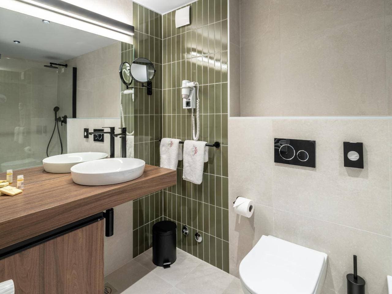 Foto 9 von 34: Classic Double or Twin Room