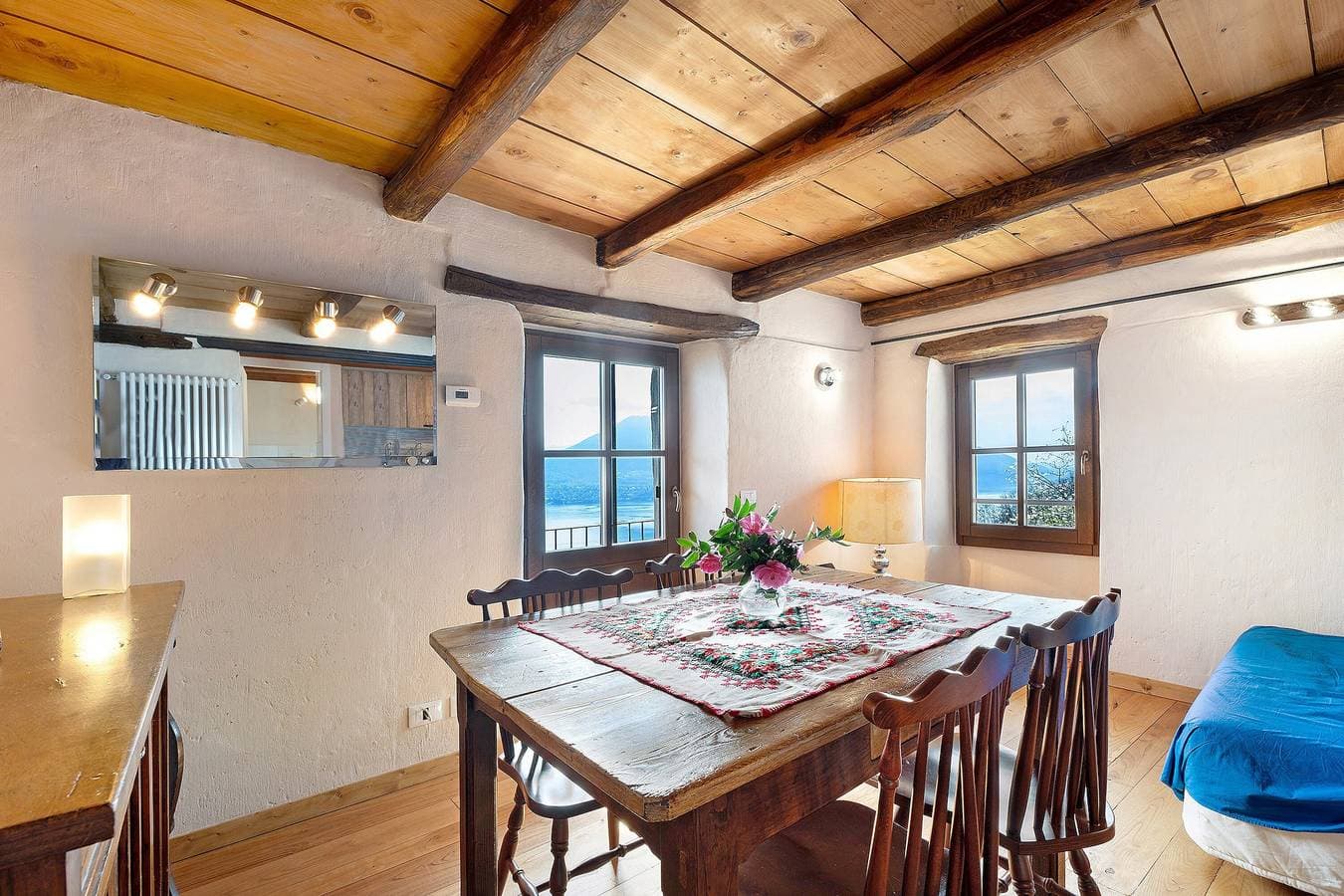 Foto 9 von 44: Ferienwohnung 'La Torretta Di Mozzola' mit Seeblick, privater Terrasse und WLAN