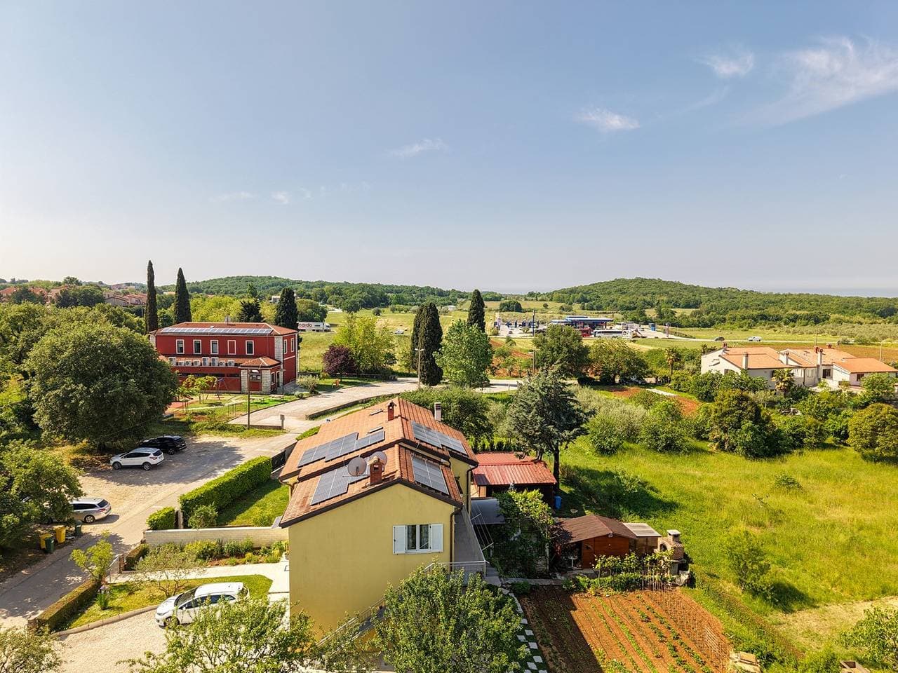 Foto 10 von 27: Apartnent Nensi mit Balkon