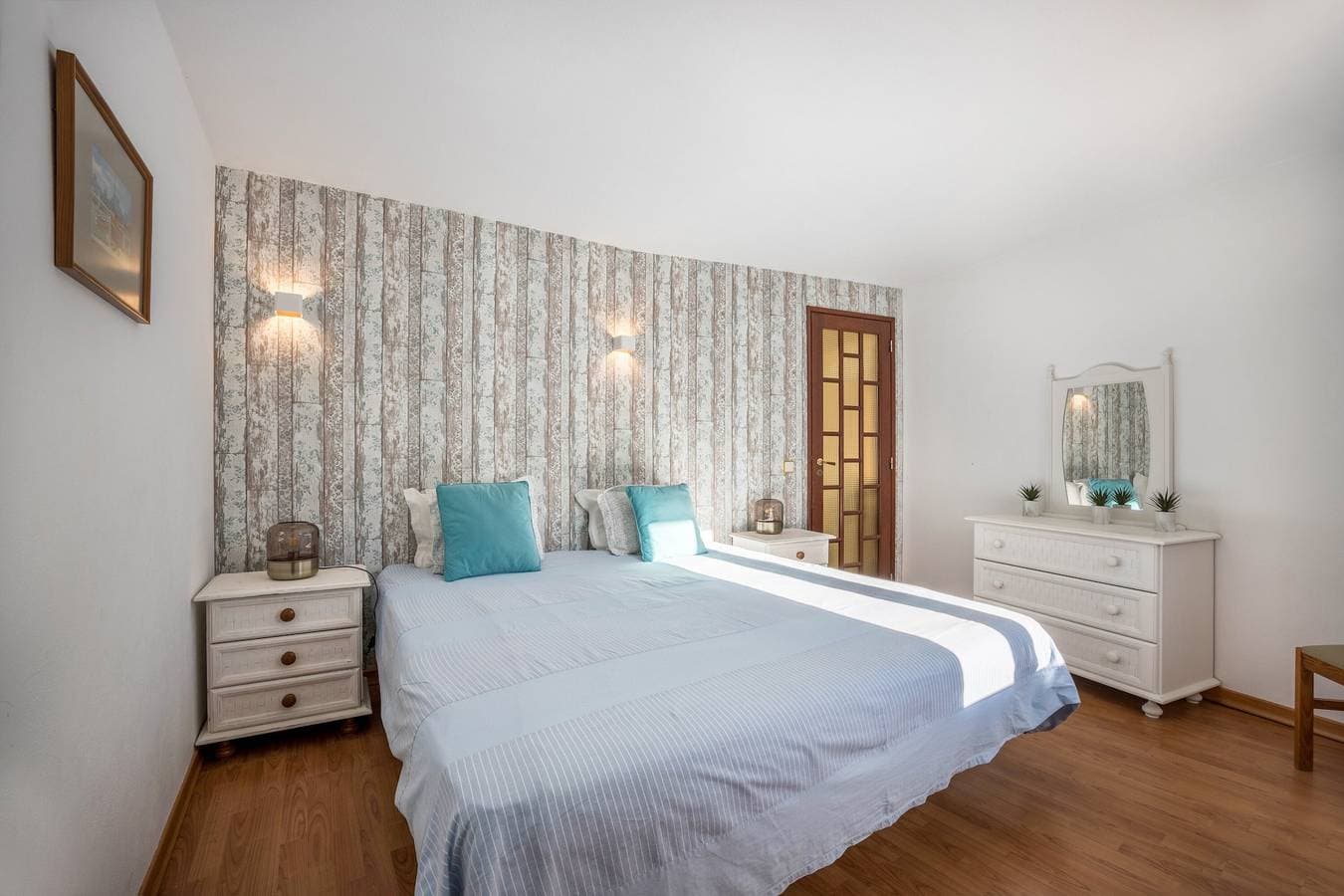 Foto 9 von 20: Ferienwohnung 'Apartamento Amarelo T1' mit Balkon und WLAN