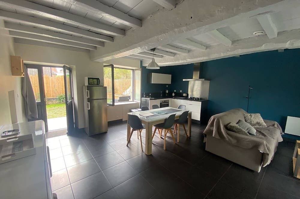 3-star gîte \"la Belle Fumée\" in quiet location with large garden, near Rance and sea 1
