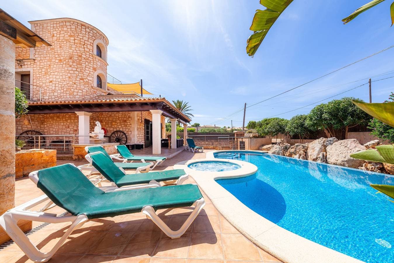 Foto 2 von 44: Luxuriöse Villa in Strandnähe – Villa Del Salto Uceda