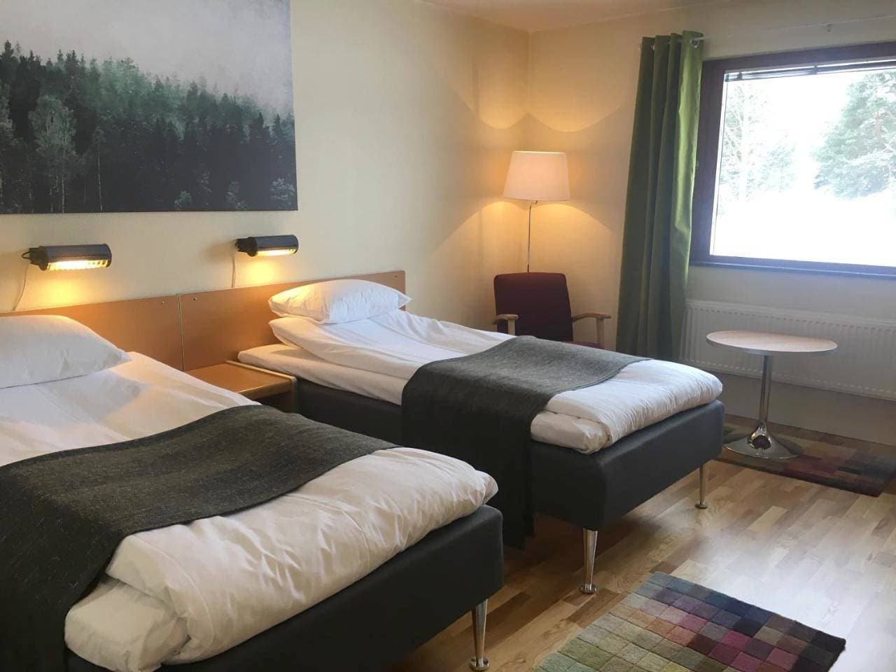 Foto 4 von 8: Economy Double Room