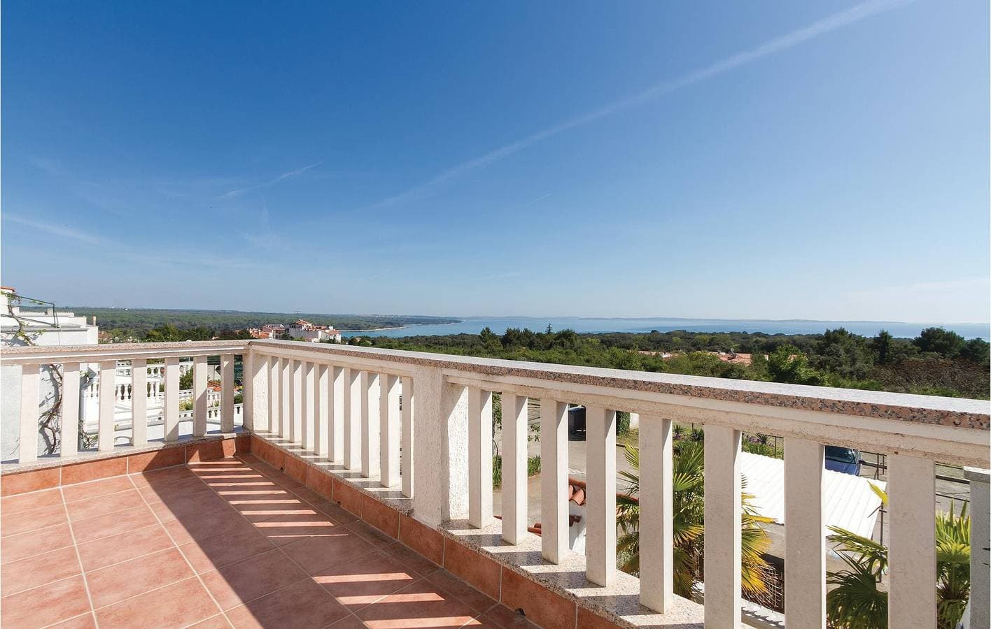 Foto 9 von 24: Gemütliche Unterkunft am Meer mit Terrasse und moderner Ausstattung, 800 m vom Strand entfernt