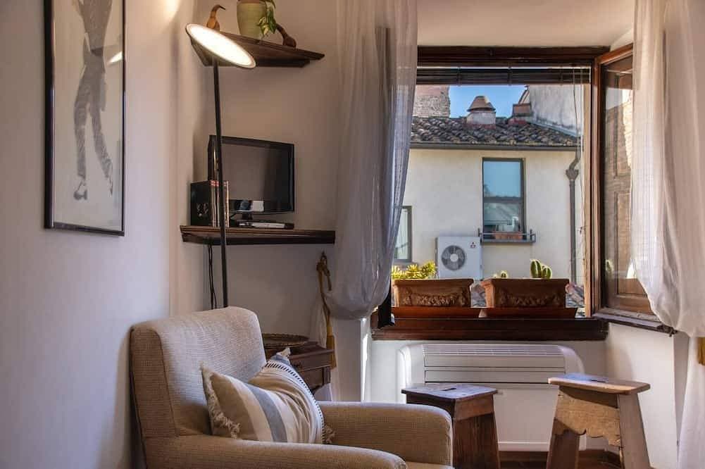 Foto 8 von 30: Charmante, romantische Wohnung, Ponte Vecchio (50 m), Klimaanlage, WIFI, Aufzug, voll ausgestattet