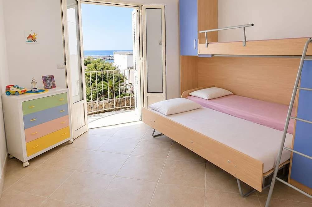 Foto 4 von 13: Unabhängige Villa mit zwei Badezimmern 150 m vom Meer entfernt