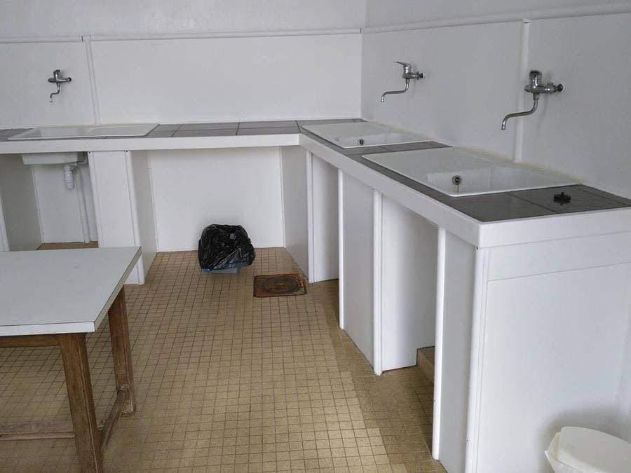 Foto 13 von 40: Camping Village de Reneville - Chalet 2 personen - Chalet Komfort - 20m² - 1 Zimmer