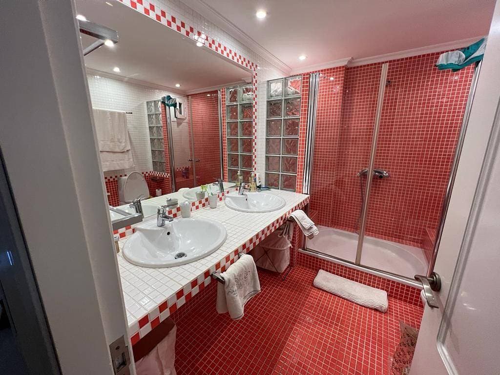 Foto 9 von 10: Fantastische Ferienwohnung mit Meerblick und WLAN