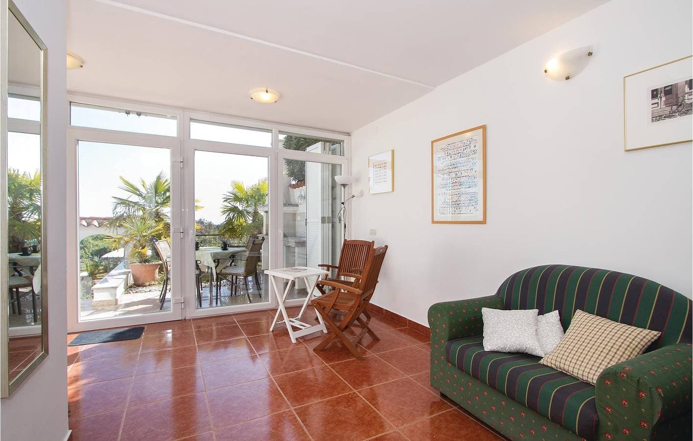 Foto 11 von 24: Gemütliche Unterkunft am Meer mit Terrasse und moderner Ausstattung, 800 m vom Strand entfernt