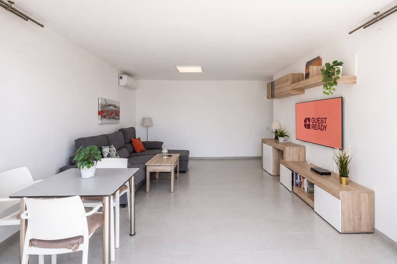 Foto 9 von 26: Ferienwohnung für 4 Personen mit Terrasse