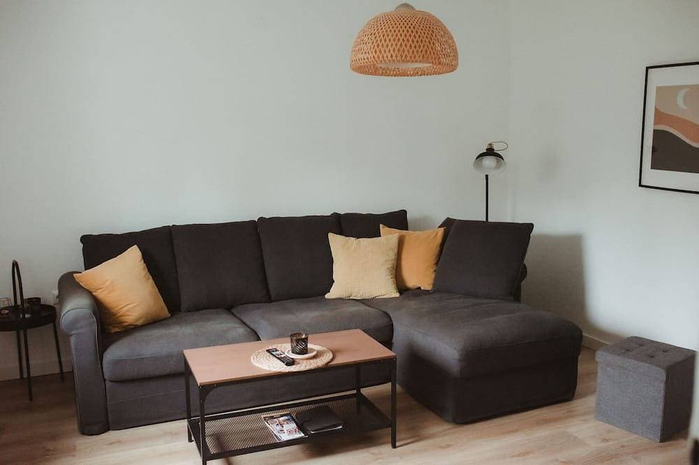 Hk1: renoviert, Wlan, Zentrum fußläufig, Garten, 62m², 55\" TV, Bahnhof,Luxemburg 1