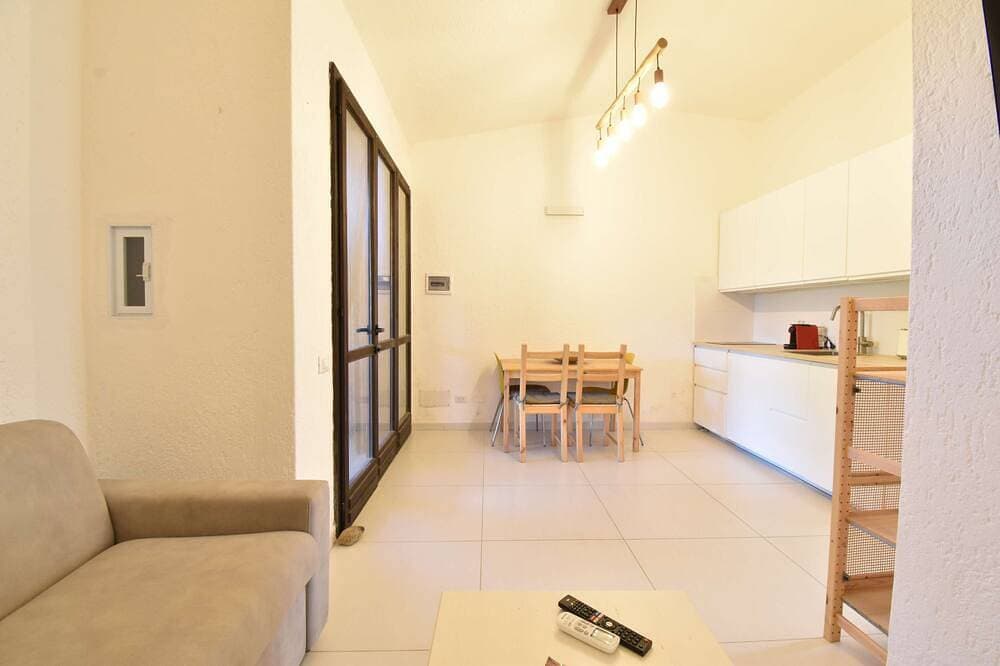 Foto 9 von 30: Cottage with wi-fi, a/c and fenced garden