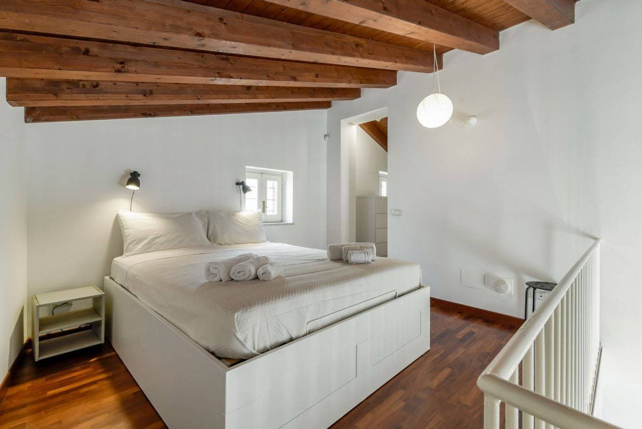 Foto 11 von 15: Ferienwohnung für 6 Personen mit Balkon/Terrasse