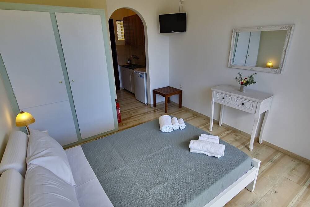 Foto 6 von 30: Cozy studio in a green peaceful area near the beach in delightful Lefkimmi Corfu