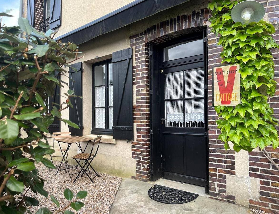 Victory Cottage Omaha Beach 1