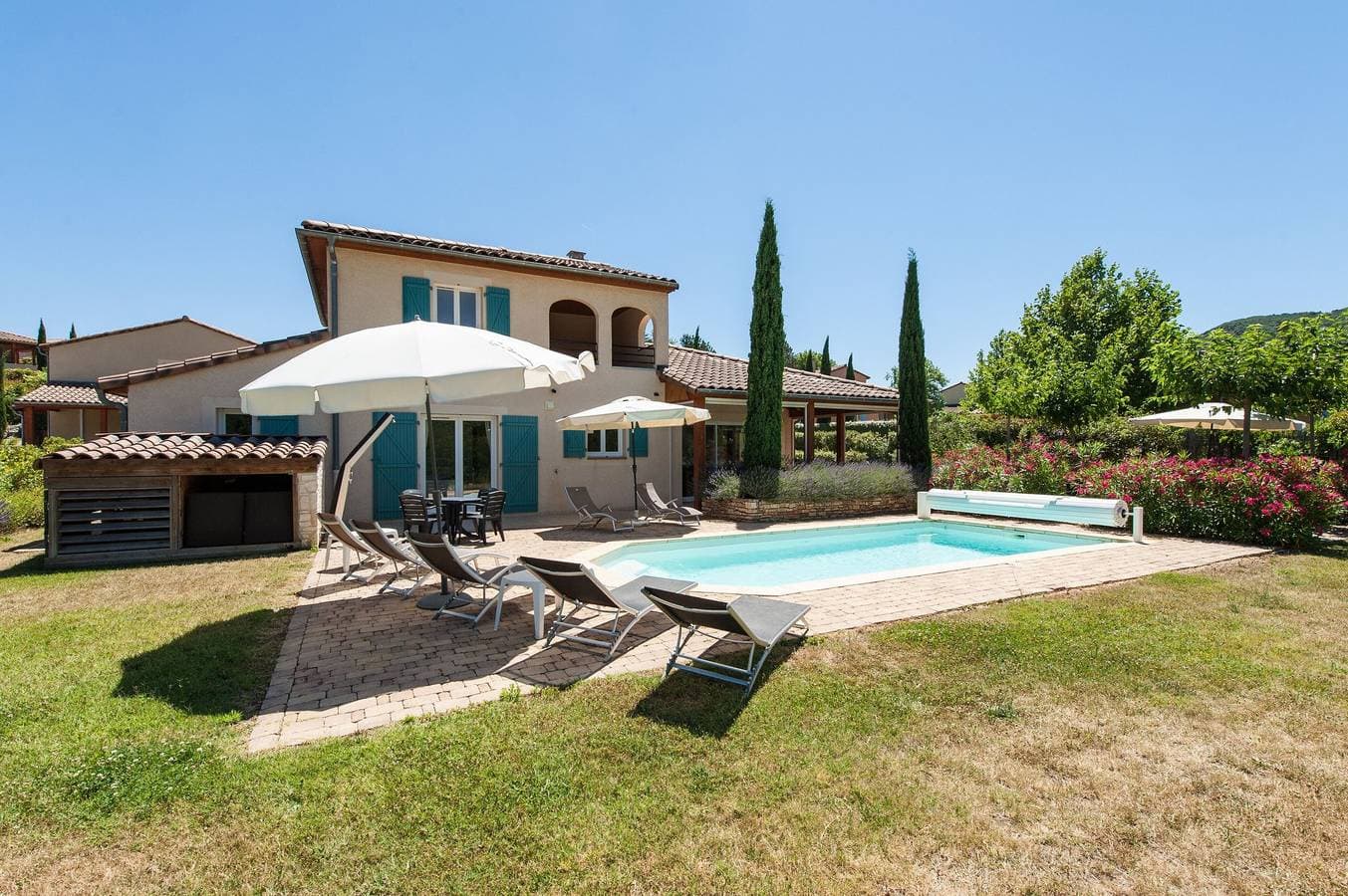 Foto 9 von 32: Villa für 8 Personen mit Garten