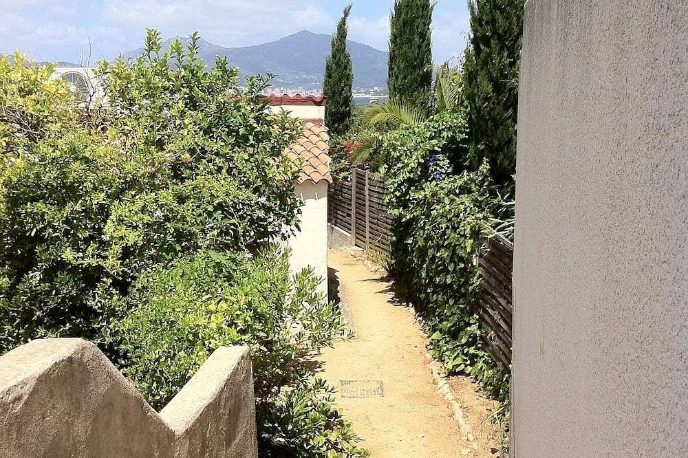 Foto 7 von 21: Villa mit Pool nahe dem Strand, für 4 Personen, komplett ausgestattet