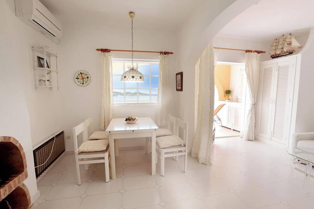 Foto 10 von 30: Meerblick-Wohnung für 4 Personen in Cala Fornells