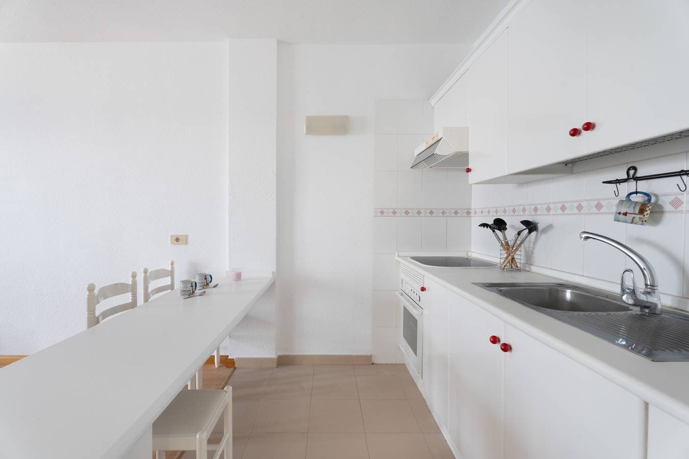 Foto 8 von 28: Urlaub 'Bajamar Seaview' mit Meerblick, Gemeinschaftspool und Wi-Fi