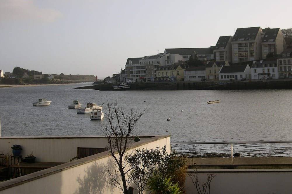 Foto 11 von 27: Audierne. Plouhinec Wohnung mit Blick auf den Hafen von Audierne Meerblick