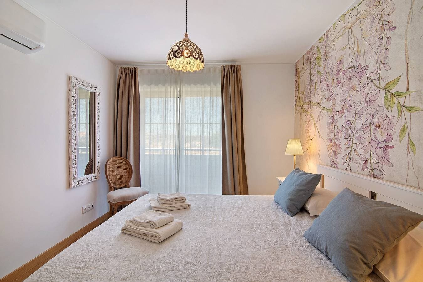 Foto 12 von 21: Ferienwohnung 'Formosa Bay 144' mit Meerblick, privater Terrasse und Klimaanlage