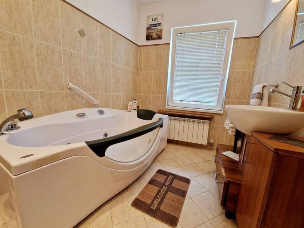 Foto 5 von 45: Geräumiges Ferienhaus mit kleinem Garten, nur fünf Gehminuten vom bekannten Bas
