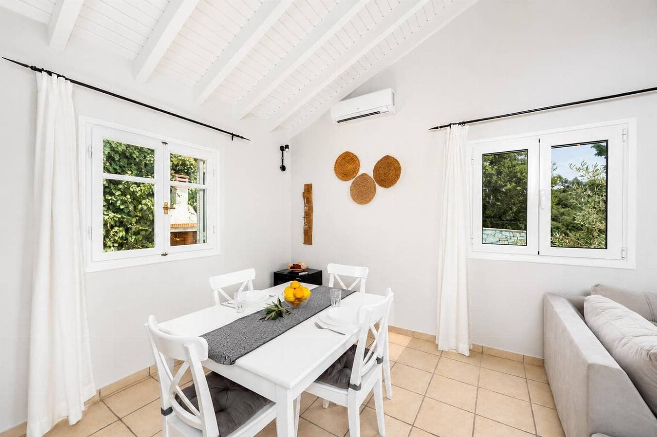 Foto 6 von 17: Villa für 2 Personen mit Balkon