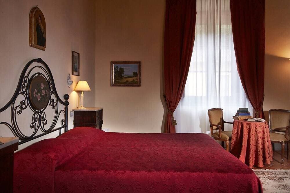 Foto 3 von 30: Villa Borgo Il Castagno – Historische Villa mit privatem Pool in den toskanischen Hügeln