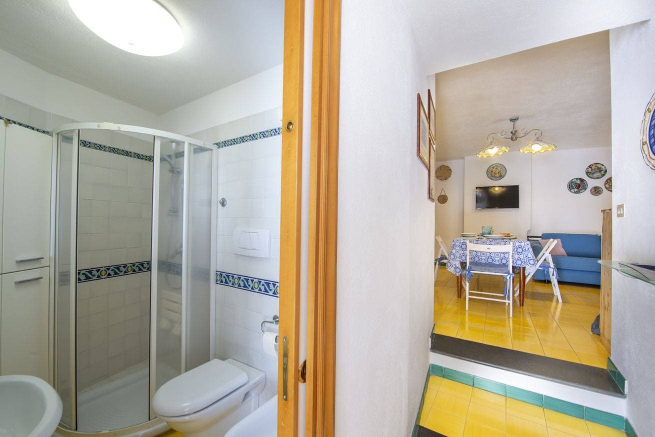 Foto 8 von 29: Ferienwohnung für 4 Personen mit Balkon/Terrasse