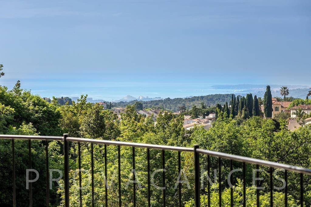 Foto 4 von 77: Ferienhaus mit Pool nur wenige Minuten zu Fuß von Vence
