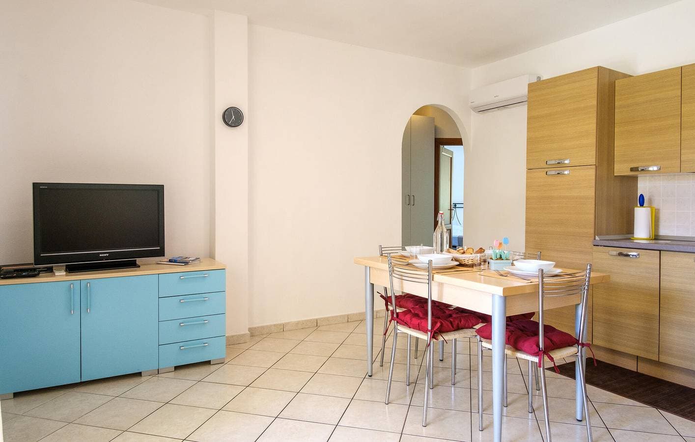 Foto 11 von 19: Appartement am Strand mit Klimaanlage, Parkplatz und Internet