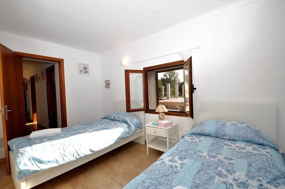 Foto 4 von 30: Private villa 6 pax, pool, wifi, in Costitx im zentrum der insel