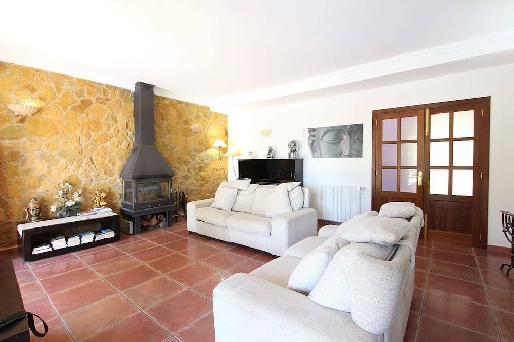 Foto 11 von 30: Villa Puerto Adriano mit privatem Pool und 5 Gehminuten vom Strand entfernt
