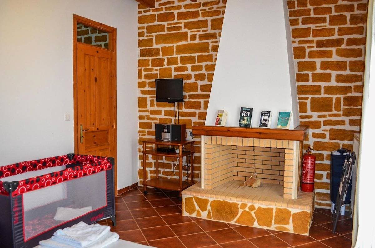 Foto 13 von 59: Ferienhaus mit Pool, großer Garten, idyllisch und ruhig, Wifi | Triopetra, Kreta