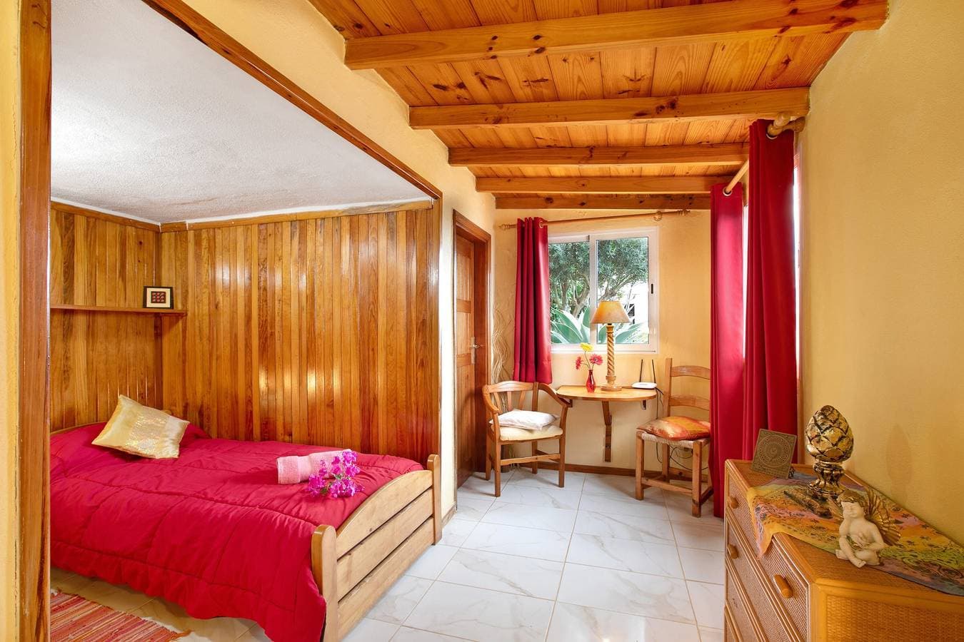 Foto 10 von 30: Ferienwohnung "Welcome In Paradise" mit Meerblick, Gemeinschaftspool und WLAN