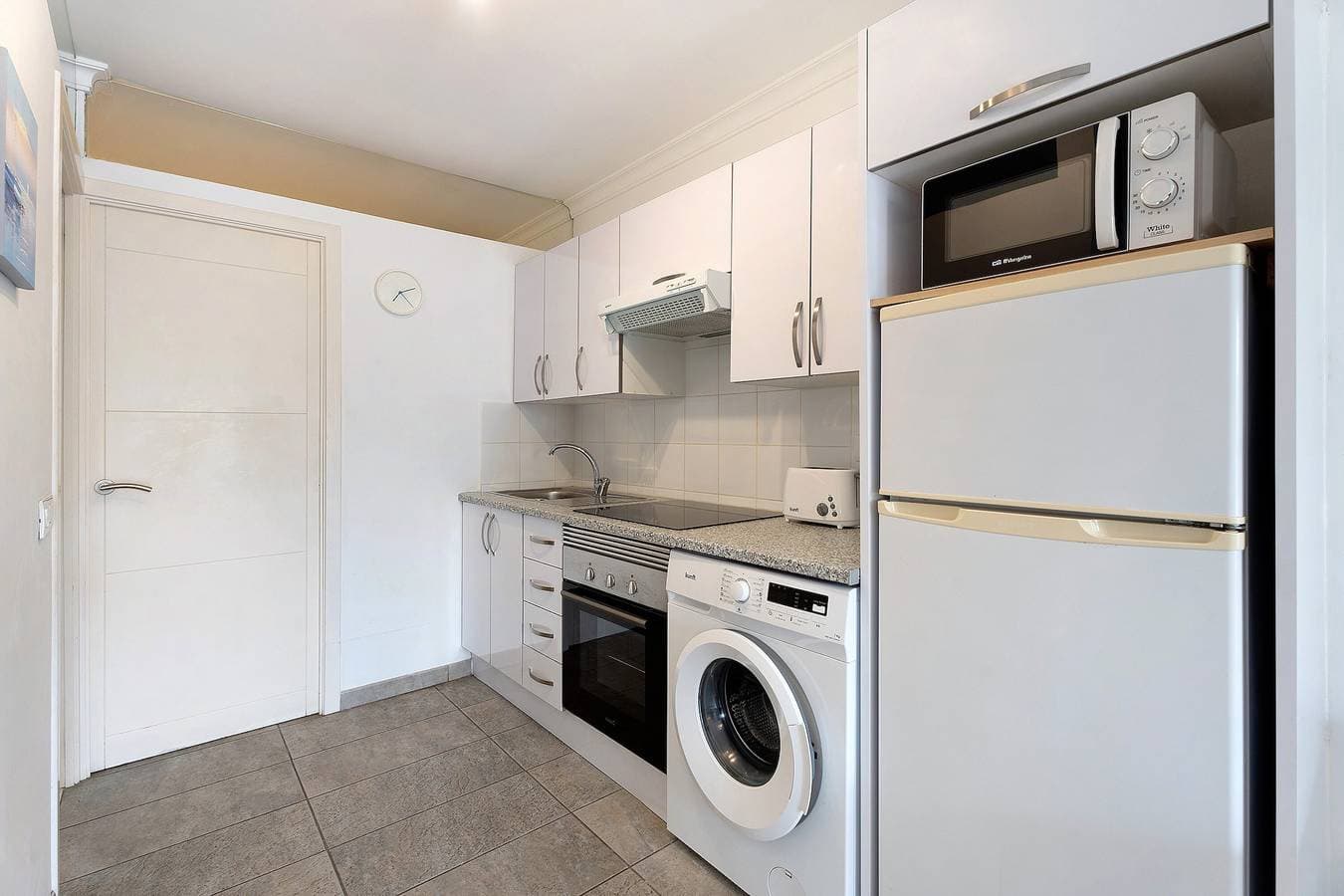 Foto 9 von 25: Ferienwohnung 'Orlando 103' mit Gemeinschaftspool, privater Terrasse und WLAN