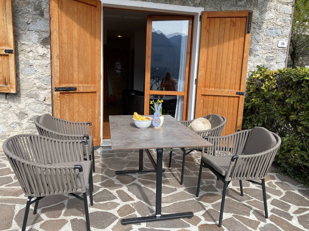 Foto 11 von 16: Ferienwohnung für 5 Personen mit Terrasse
