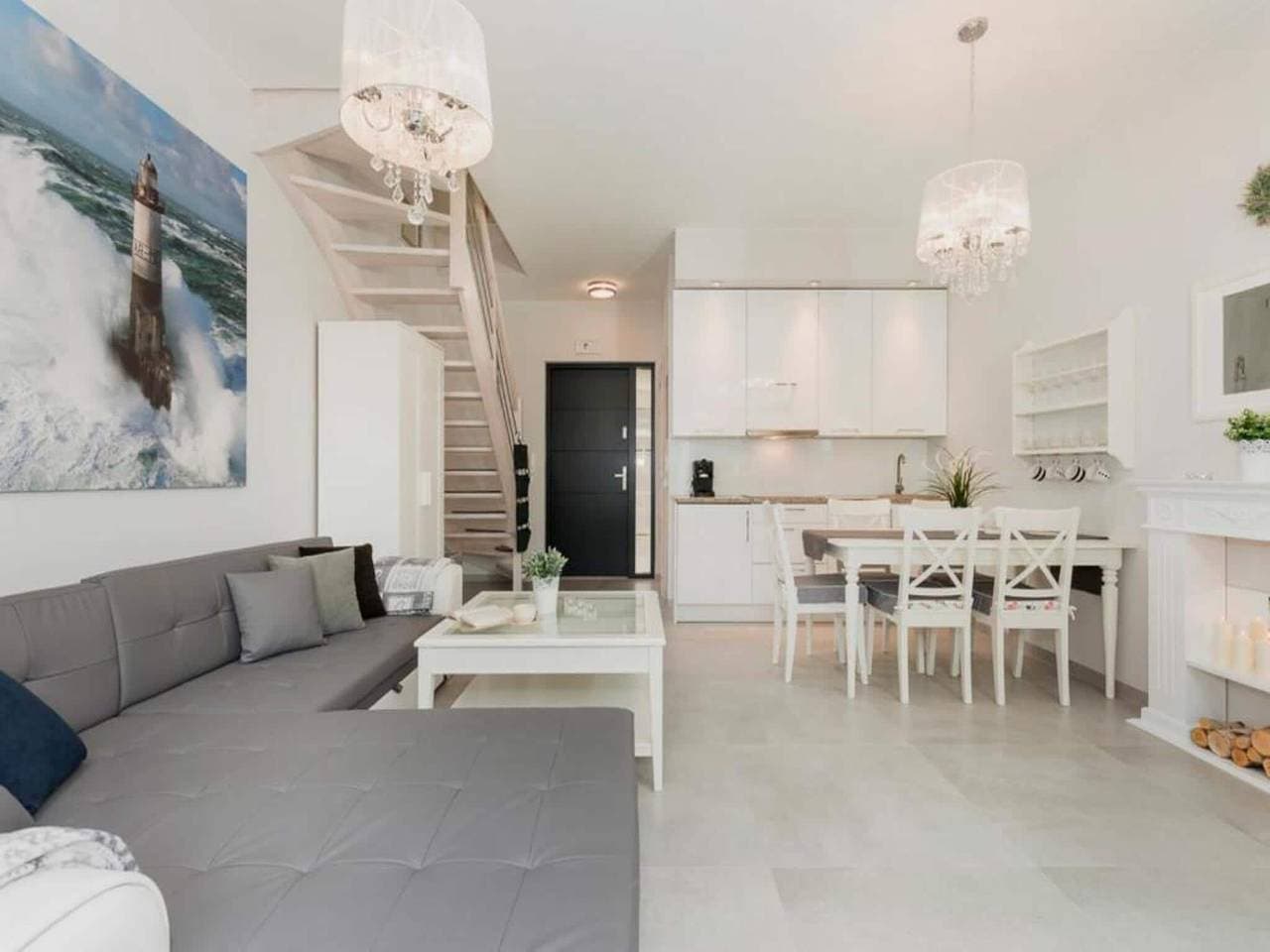 Foto 9 von 28: Komfortables Ferienhaus mit Garten und Sommerpool