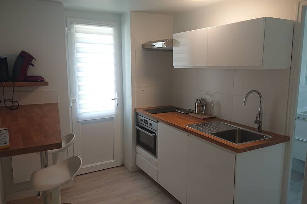 Foto 5 von 6: Newly renovated studio in the heart of town, separate kitchen