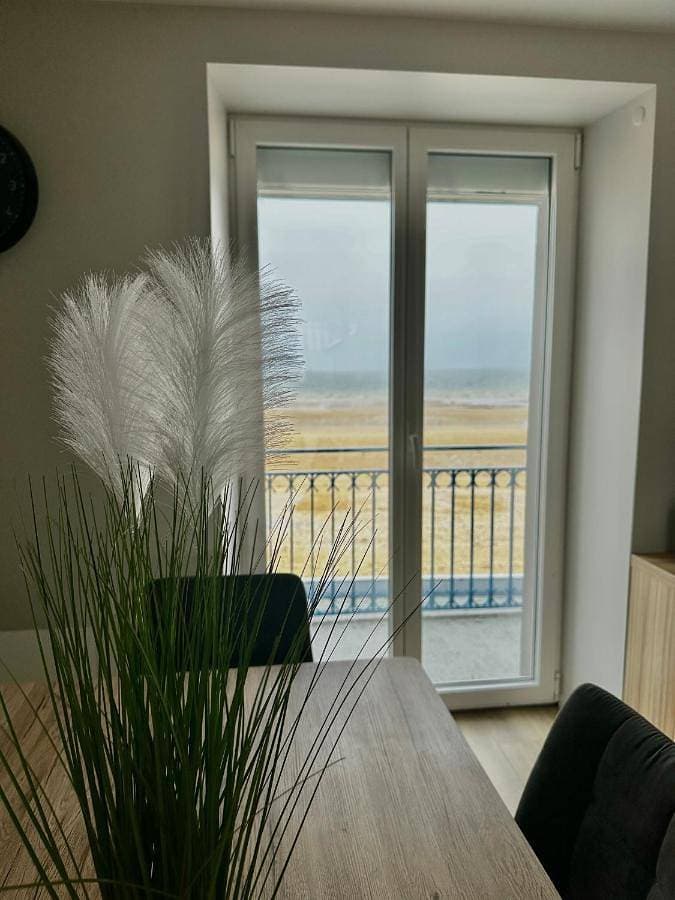 La Tourelle - Balcon vue mer et terrasse plein sud 1