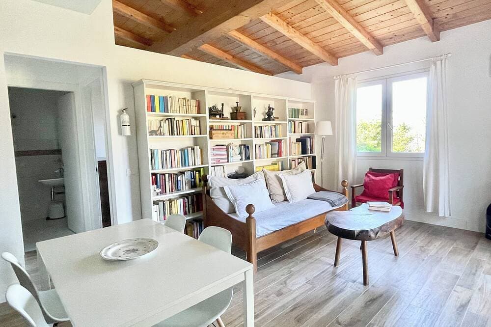 Foto 9 von 30: Octo-Bücherregal, Rückzugsort, Bio, Design, Entspannung.