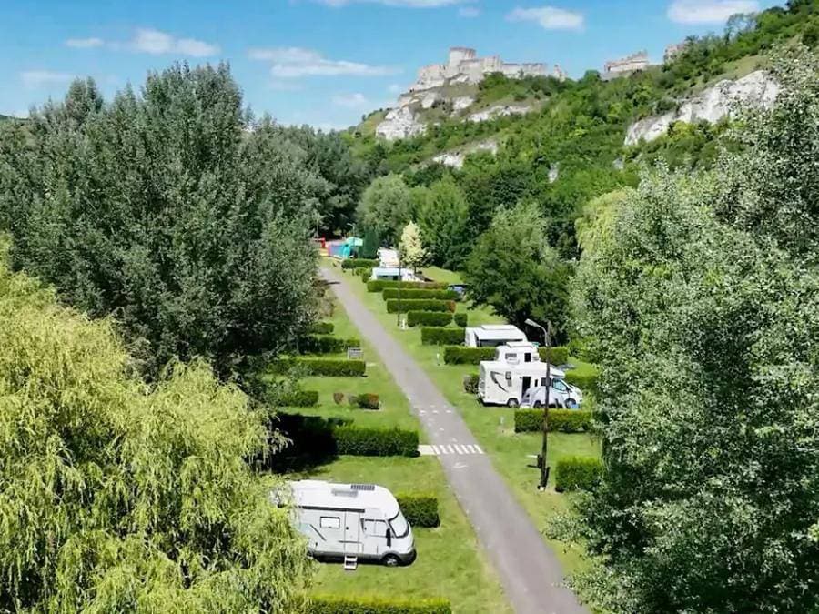 Foto 7 von 19: Flower Camping L'Ile Des Trois Rois - Einzigartig 2 personen - Cabadienne 7 m² + Kitchenette