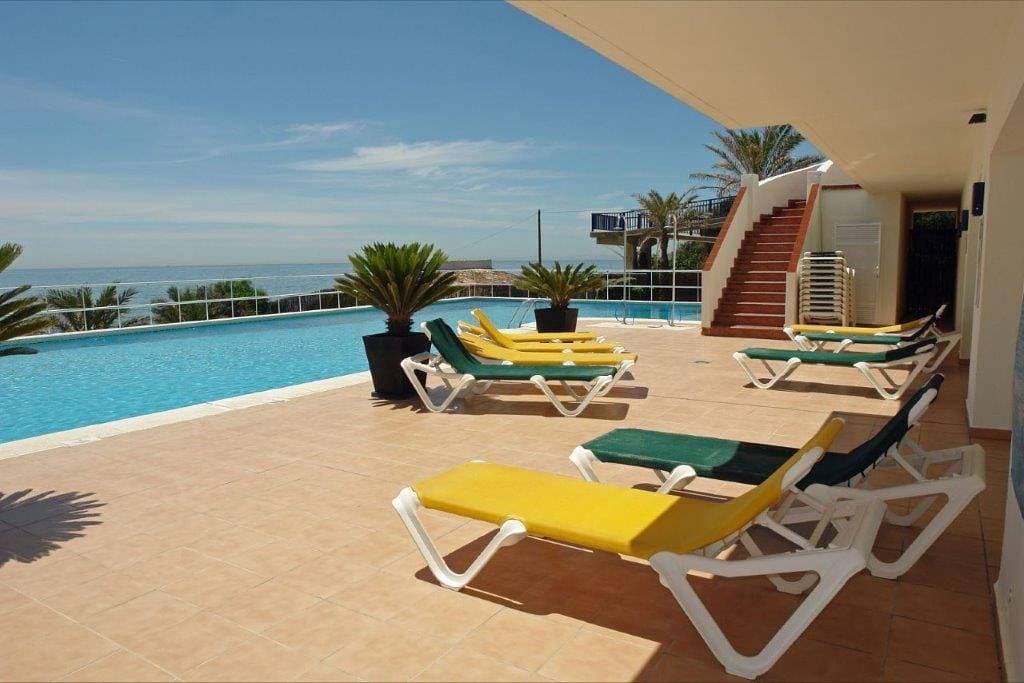 Foto 9 von 27: Ferienwohnung für 7 Personen mit Terrasse