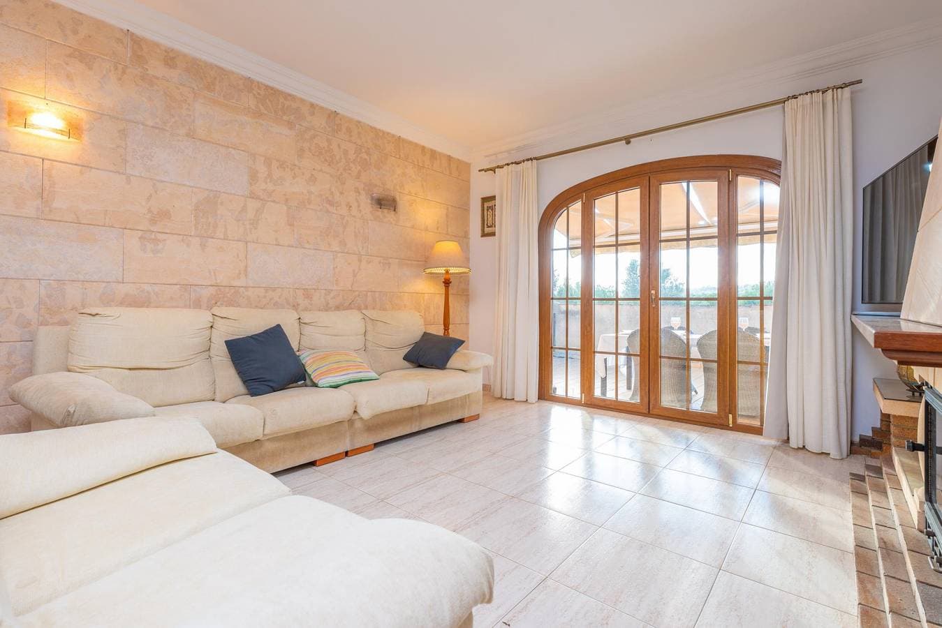 Foto 10 von 41: Villalonga - Schöne Villa mit privatem Pool und kostenloses WLAN