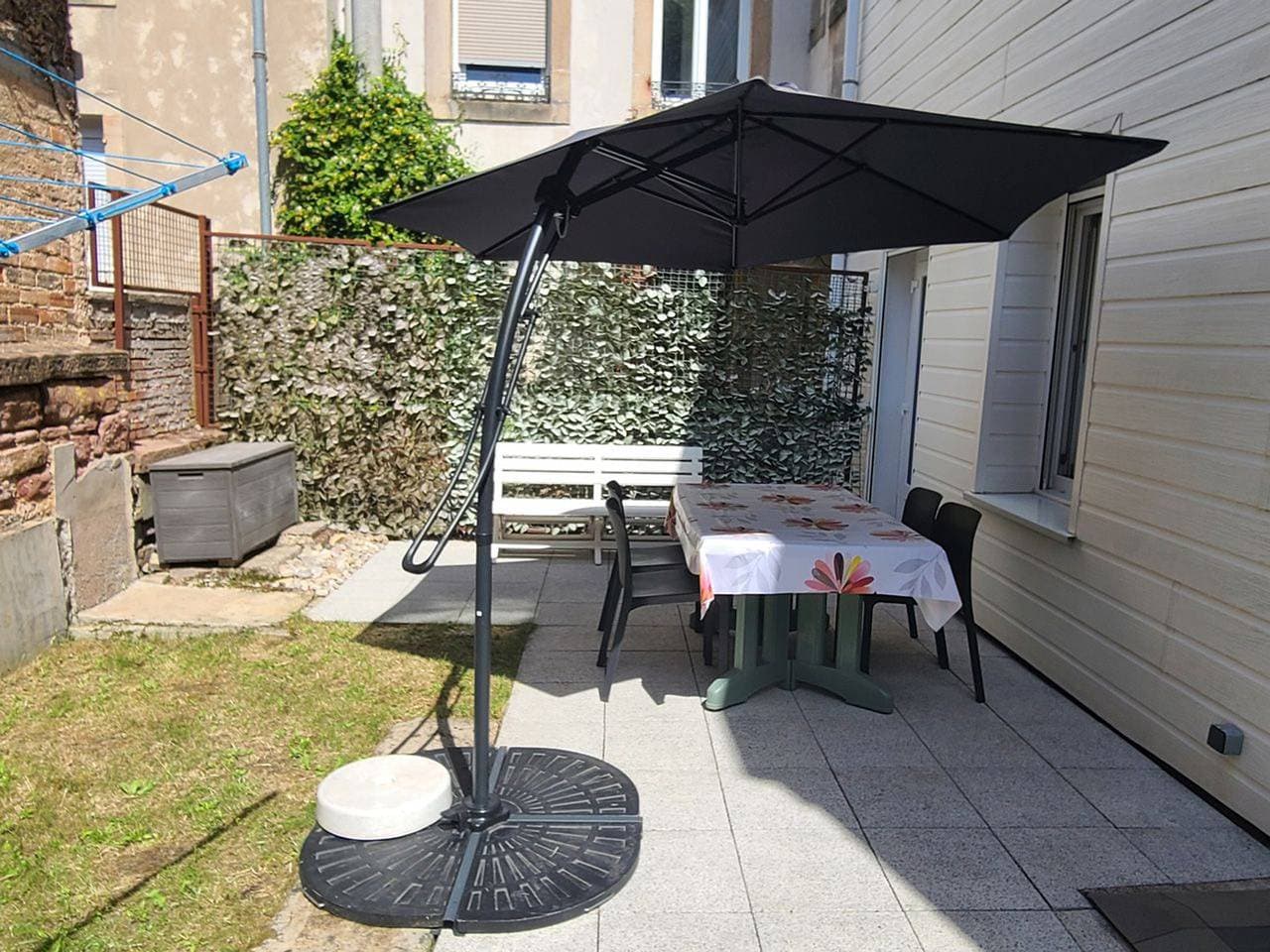 Foto 11 von 19: Gemütliche, renovierte Wohnung mit Terrasse im Zentrum von Épinal, nahe Bahnhof und Freizeitaktivitäten